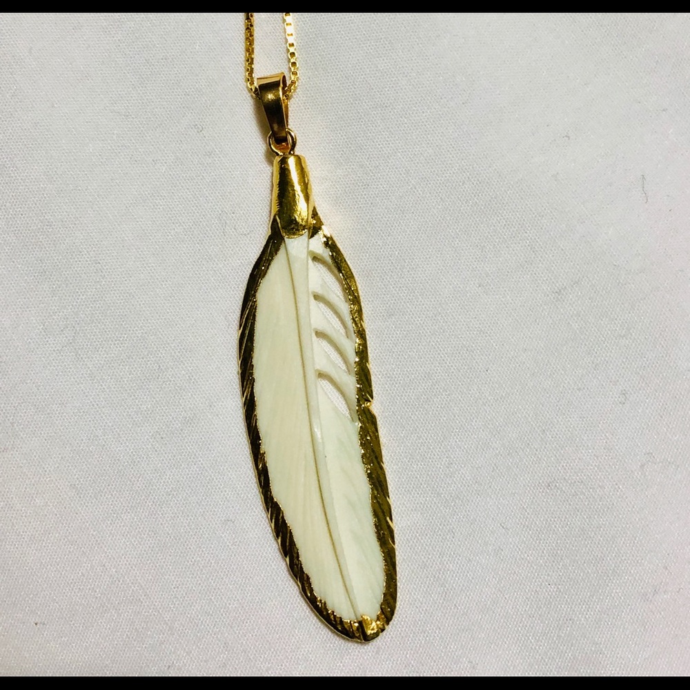 Fashion Buffalo Bone Pendant Necklace